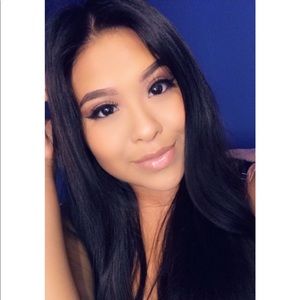 Meet your Posher, Lizbeth